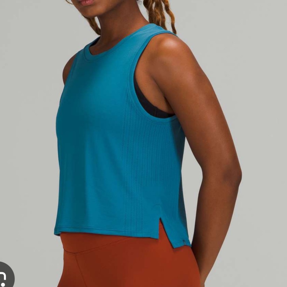 Lululemon train to be tank capture blue